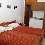 בית הארחה Maleatis Apollo 3*