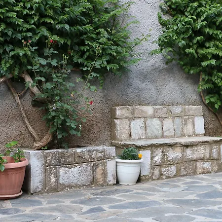 게스트하우스 Maleatis Apollo Kosmás