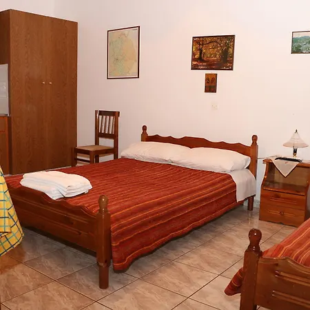 게스트하우스 Maleatis Apollo 3*